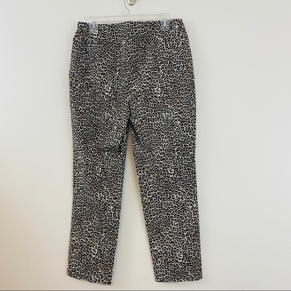 Chico’s Chetah Print Jeans - Picture 4 of 7